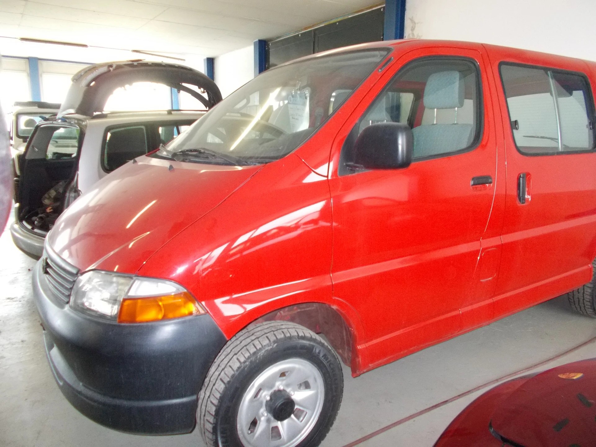 TOYOTA Hiace D-4D 4WD Van