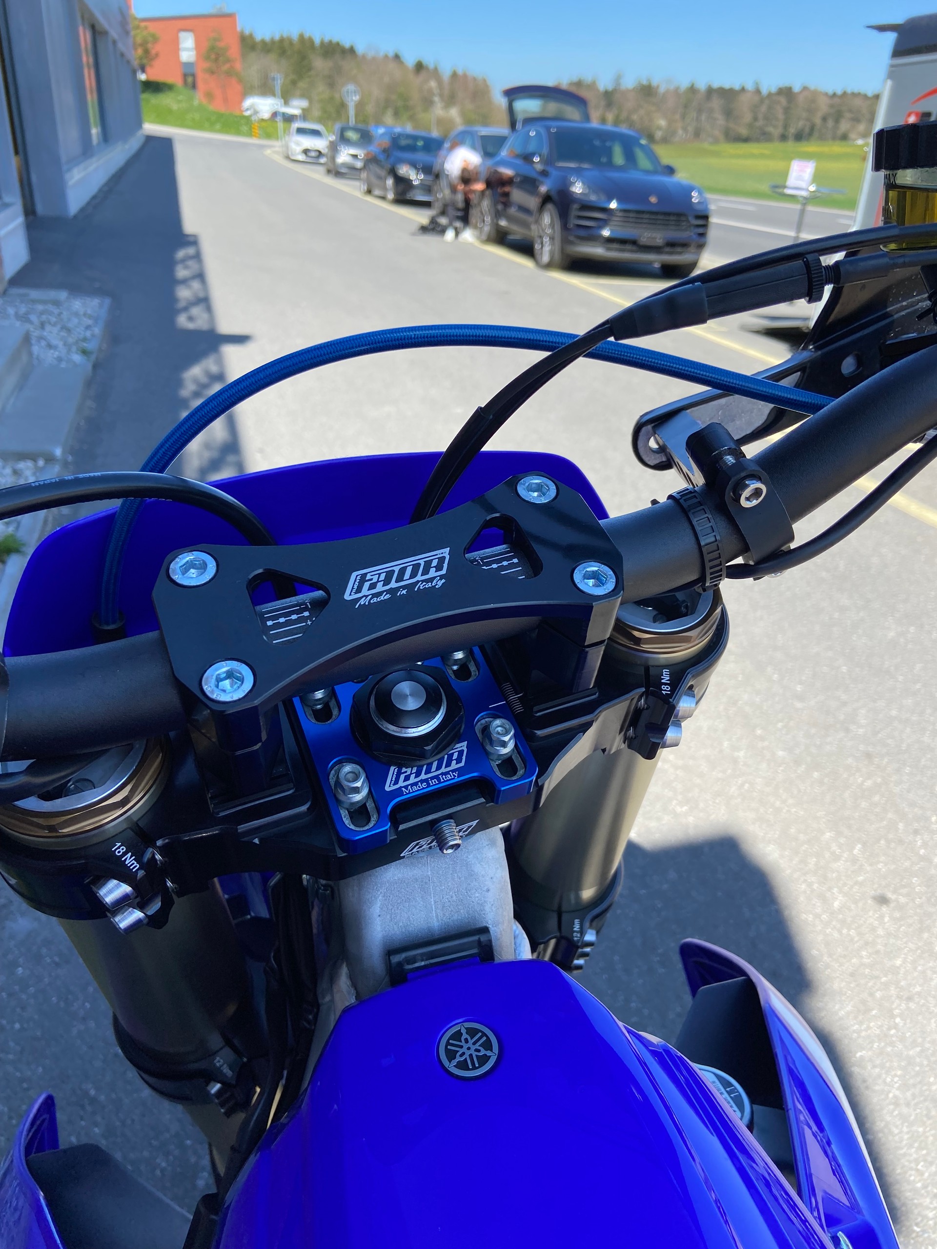 YAMAHA YZ450F Super Motard-image-11