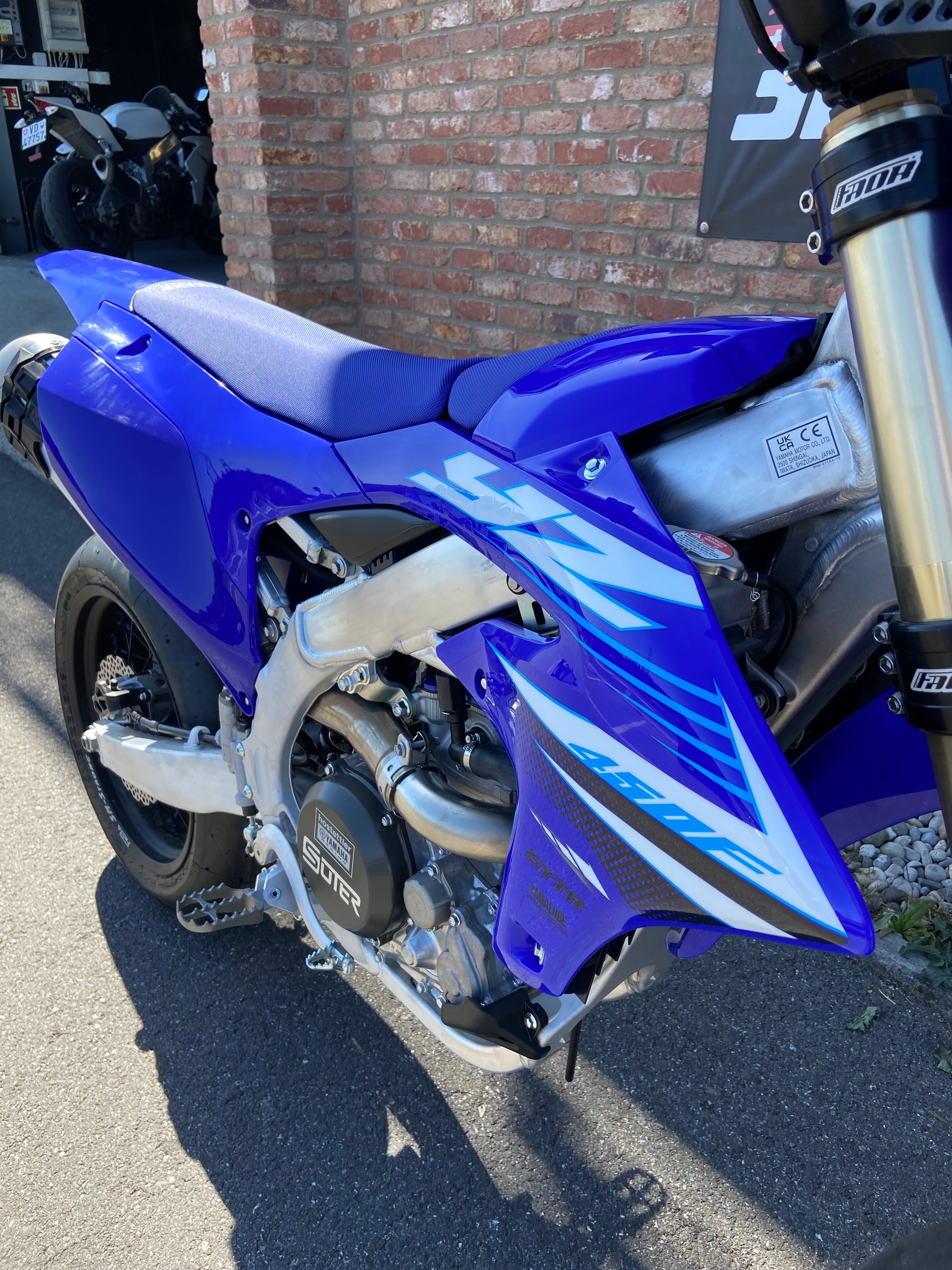 YAMAHA YZ450F Super Motard-image-10