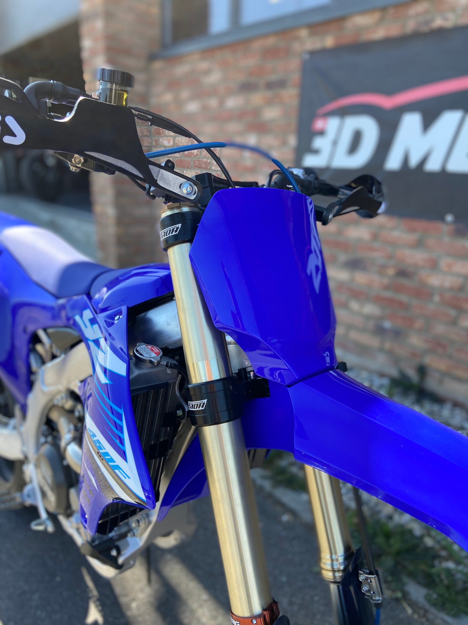 YAMAHA YZ450F Super Motard-image-3