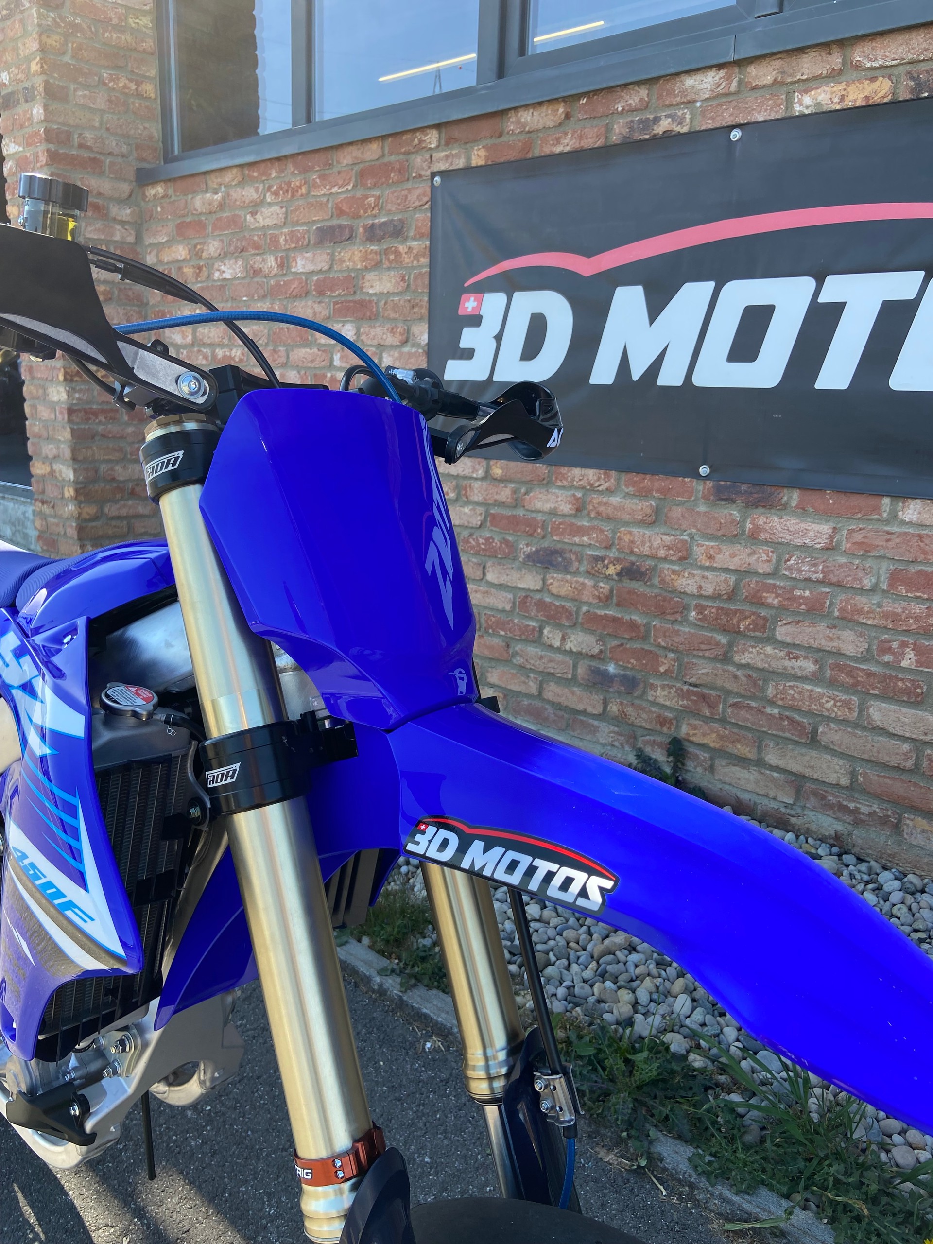 YAMAHA YZ450F Super Motard-image-13
