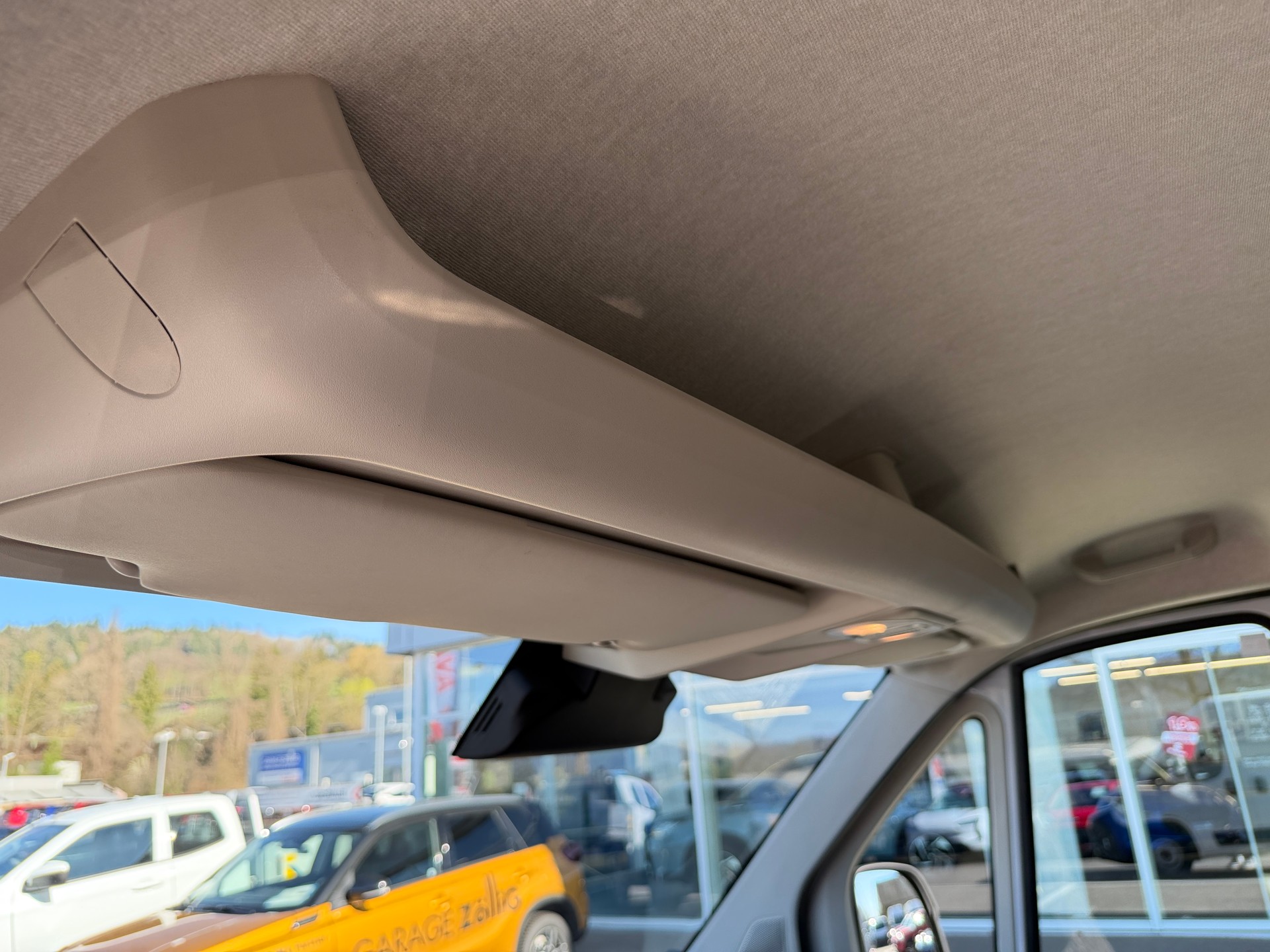 CITROEN Jumper 35 2.2 BlueHDi 140 L2H2 270° 2xAirbag Spurhalteassistent, Aut. Notbremssystem, AHK, Best Ausstattun! Alle Grösse an Lager-image-21