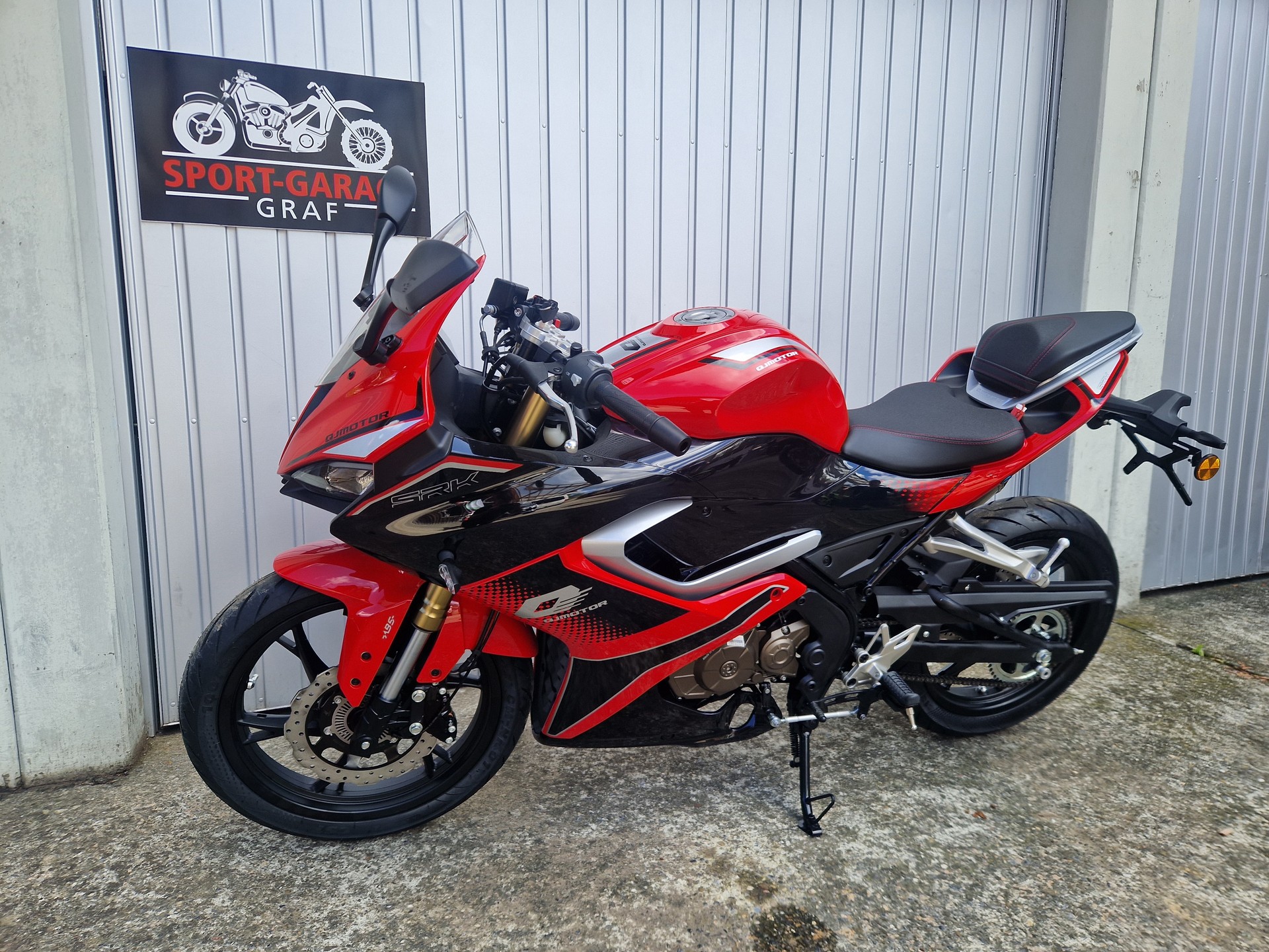 QJ 125 Supersport-image-1