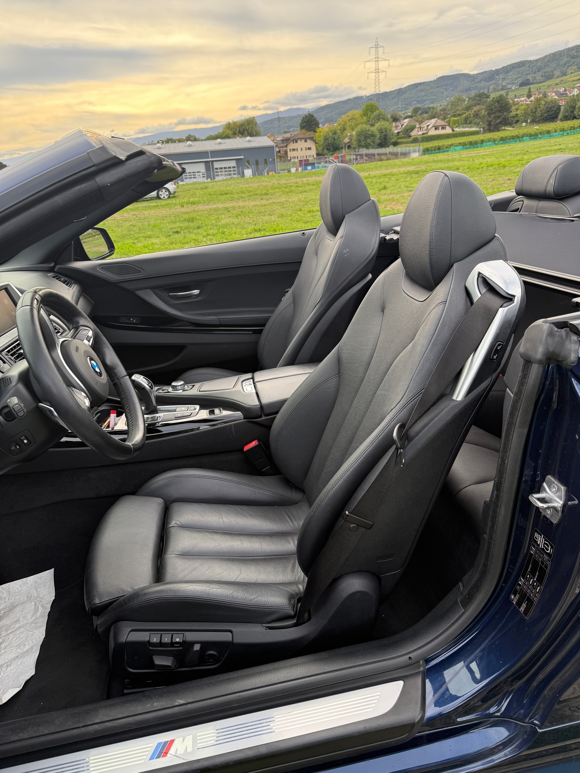 BMW 650i Cabrio xDrive-image-11