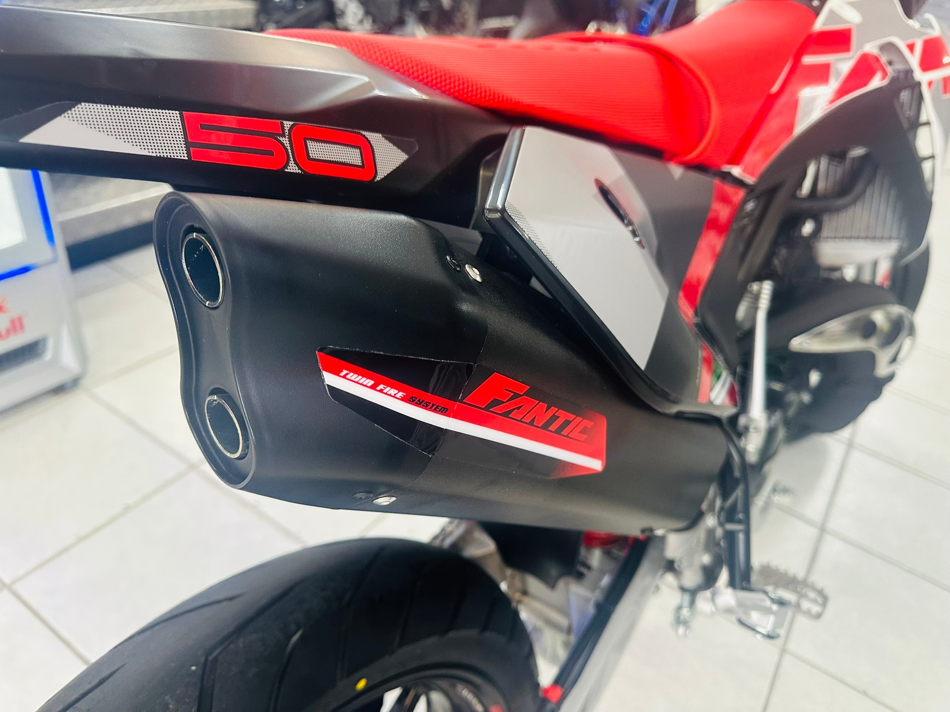 FANTIC XM 50 Motard Performance-image-4