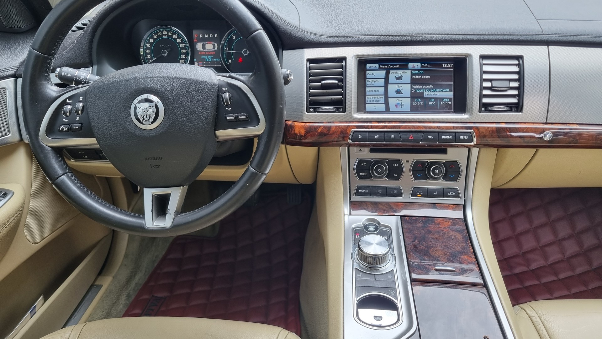 JAGUAR XF 2.2d-image-10
