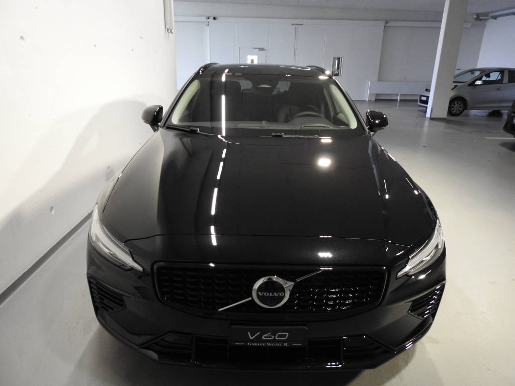 VOLVO V60 2.0 T6 TE Ultra Dark eAWD-showroom-element-1