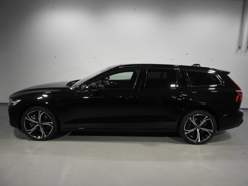VOLVO V60 2.0 T6 TE Ultra Dark eAWD-showroom-element-2