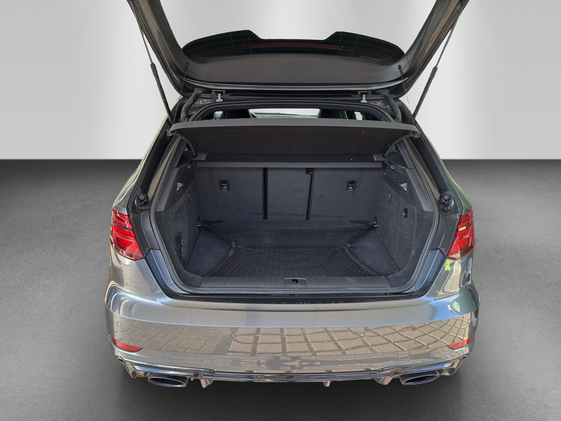 AUDI RS3 Sportback 2.5 TSI quattro S-tronic-image-15