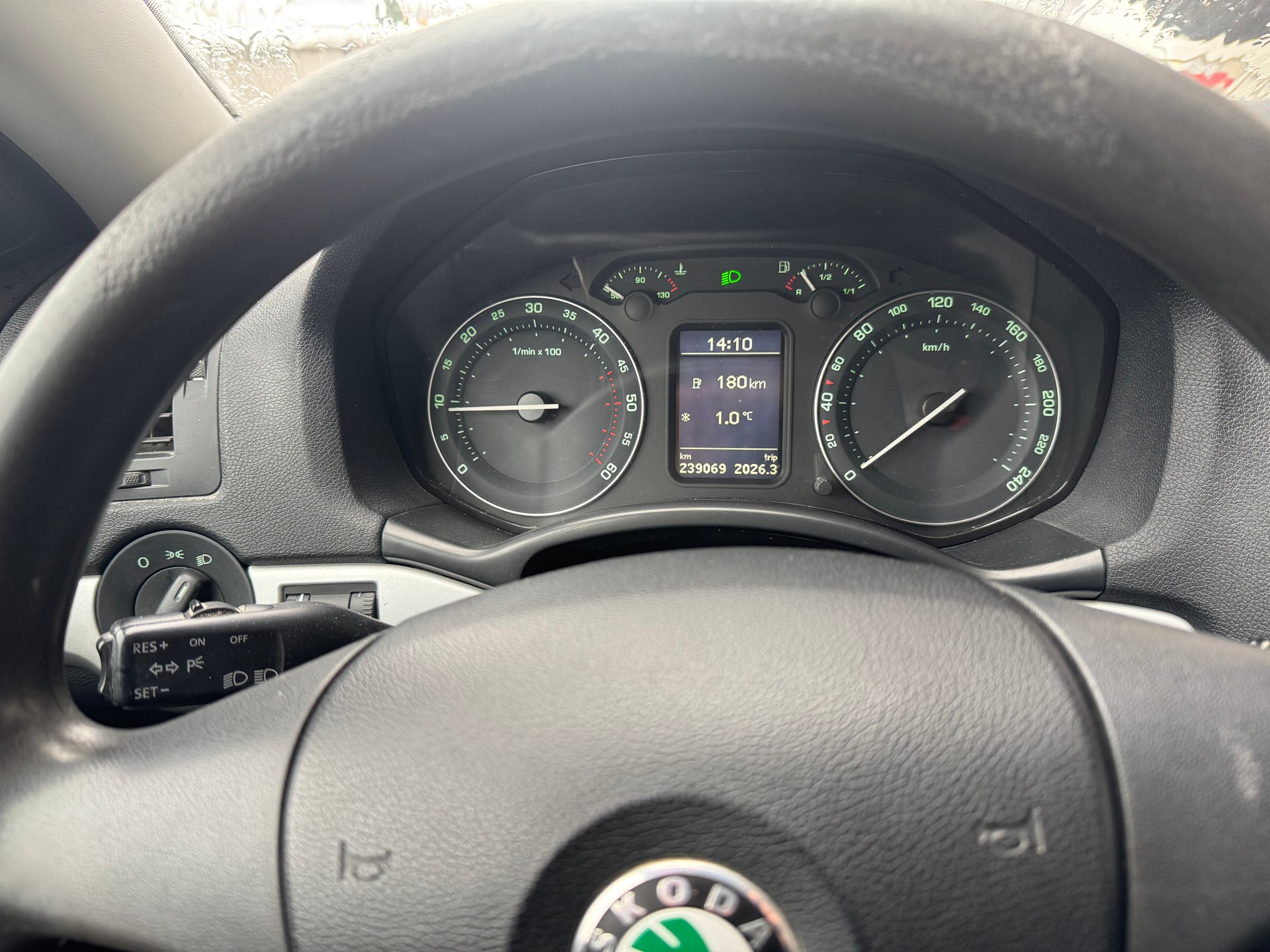 SKODA Octavia 1.9 TDI Adventure 4x4-image-7