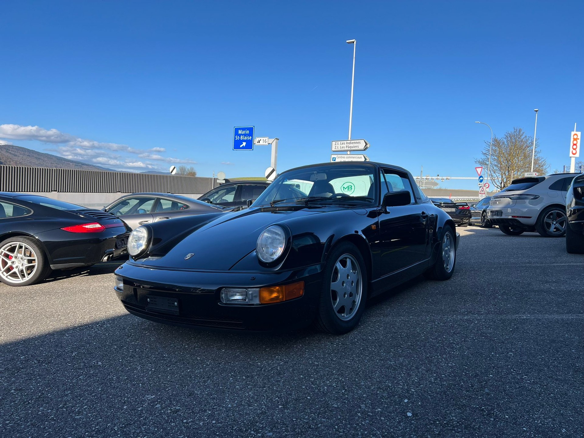 PORSCHE 911 Carrera 2 Targa-showroom-element-3