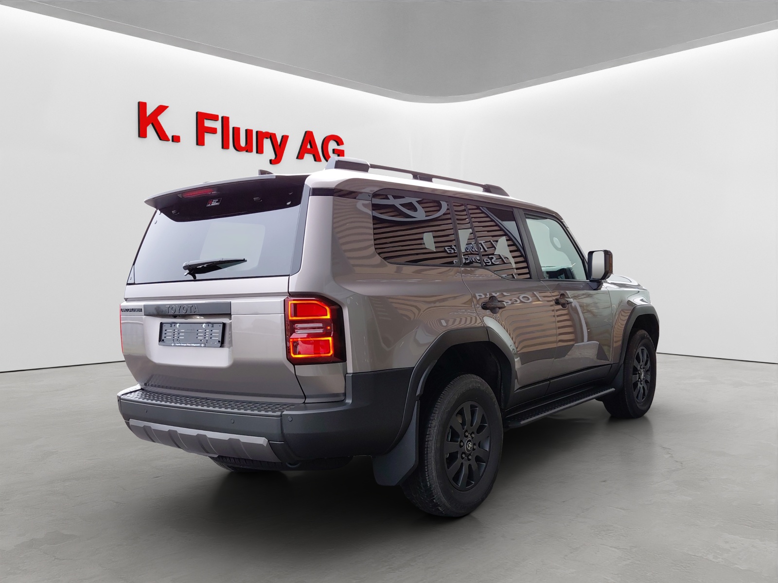 TOYOTA Land Cruiser 2.8 D 48V Style-image-4