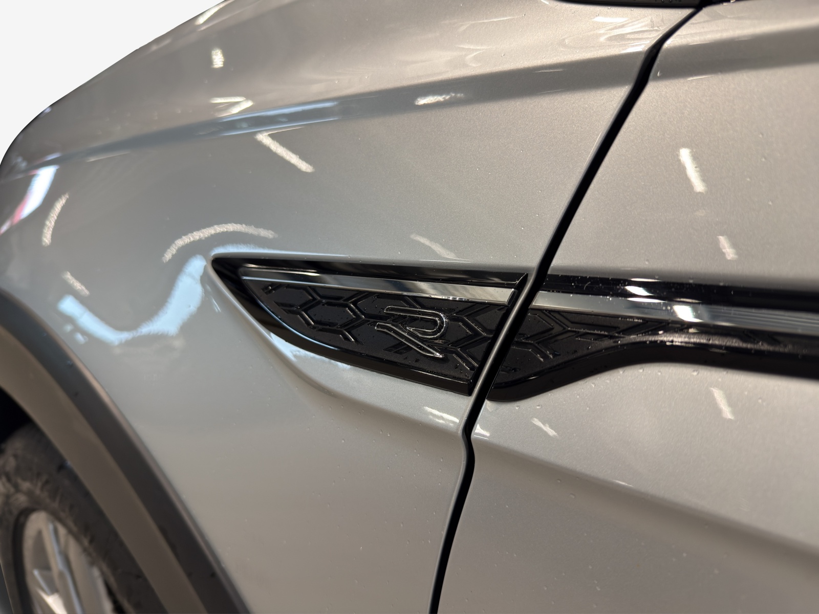 VW Taigo 1.0 TSI R-Line DSG-image-15