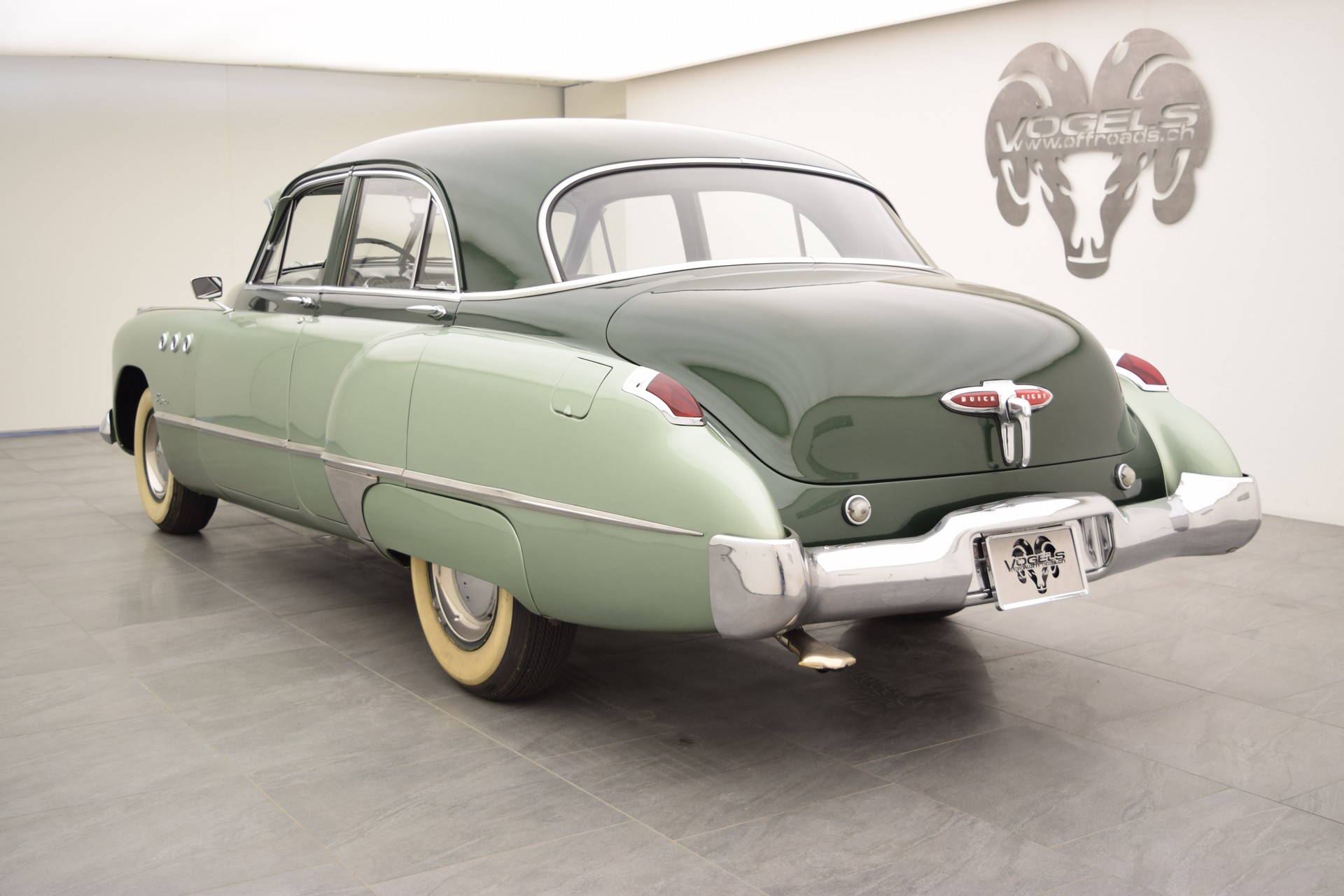 BUICK Super Eight 4 Door Sedan-image-5