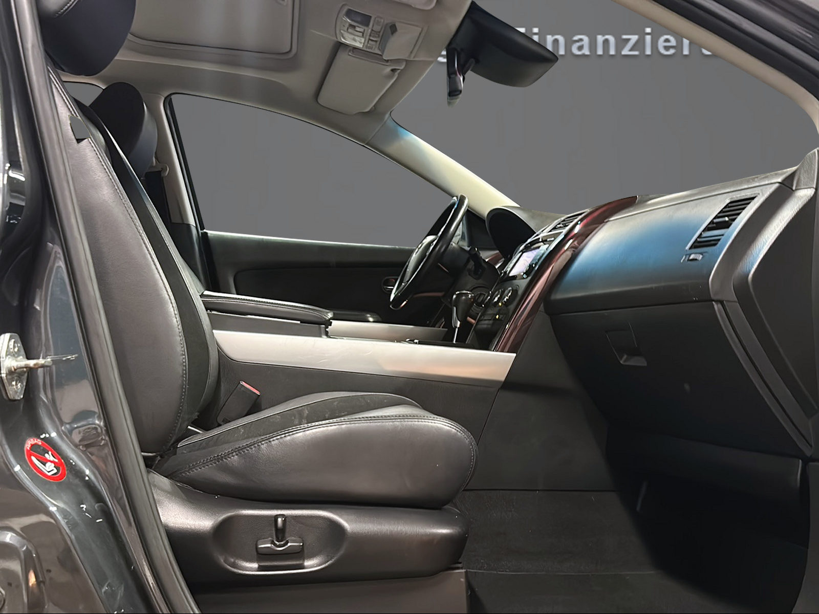 MAZDA CX-9 3.7 V6 Revolution Automatic-image-10