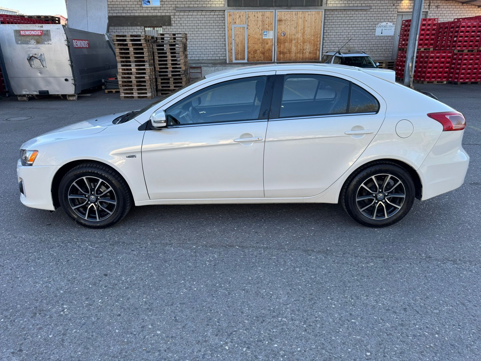 MITSUBISHI Lancer Sportback 1.8 Style CVT-image-7