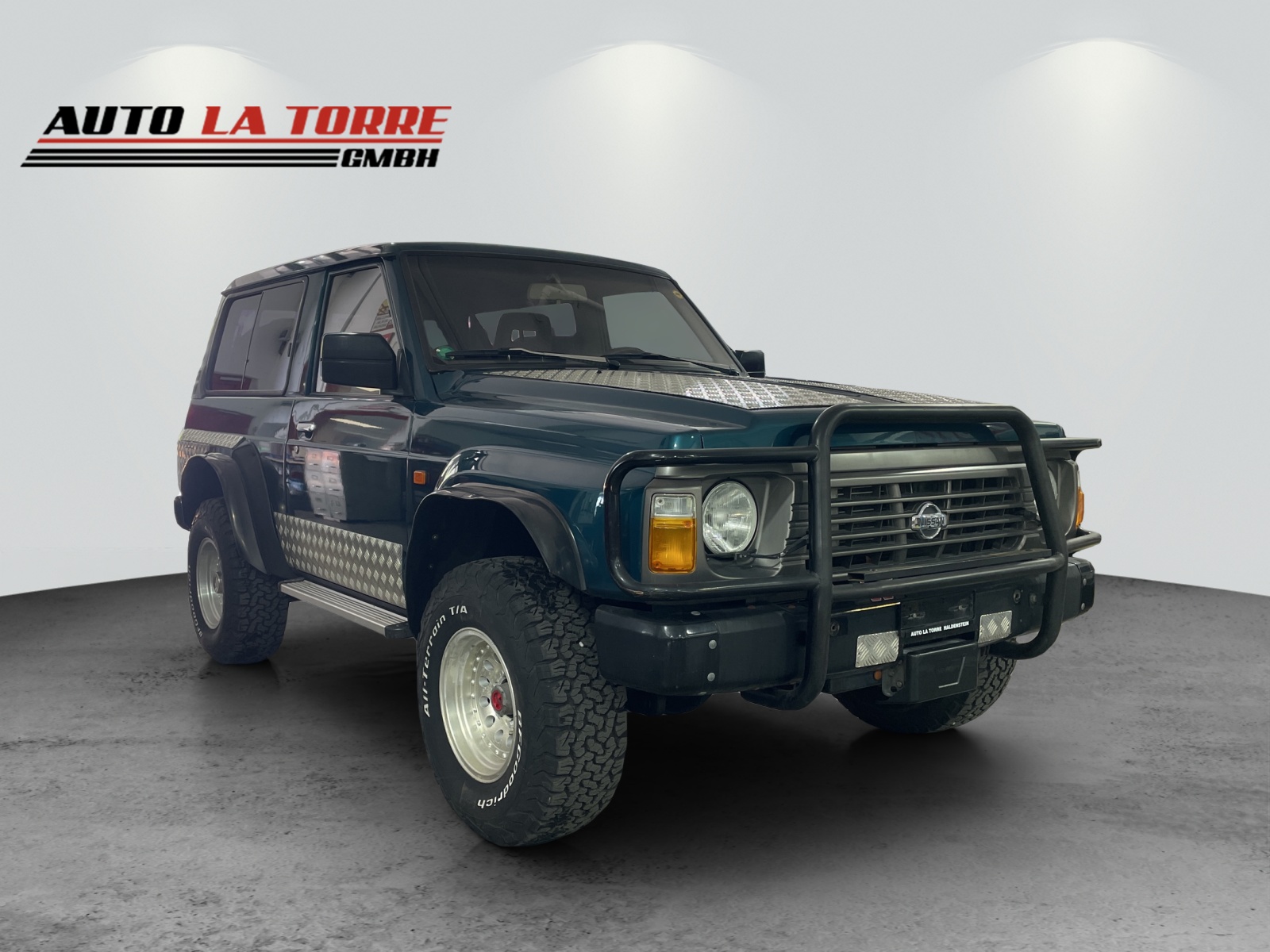 NISSAN Patrol 2.8 D SLX Hardtop-image-3
