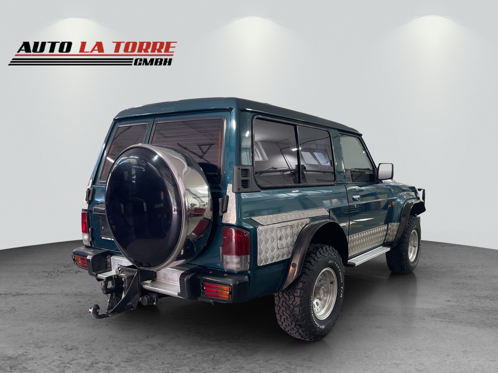 NISSAN Patrol 2.8 D SLX Hardtop-image-2