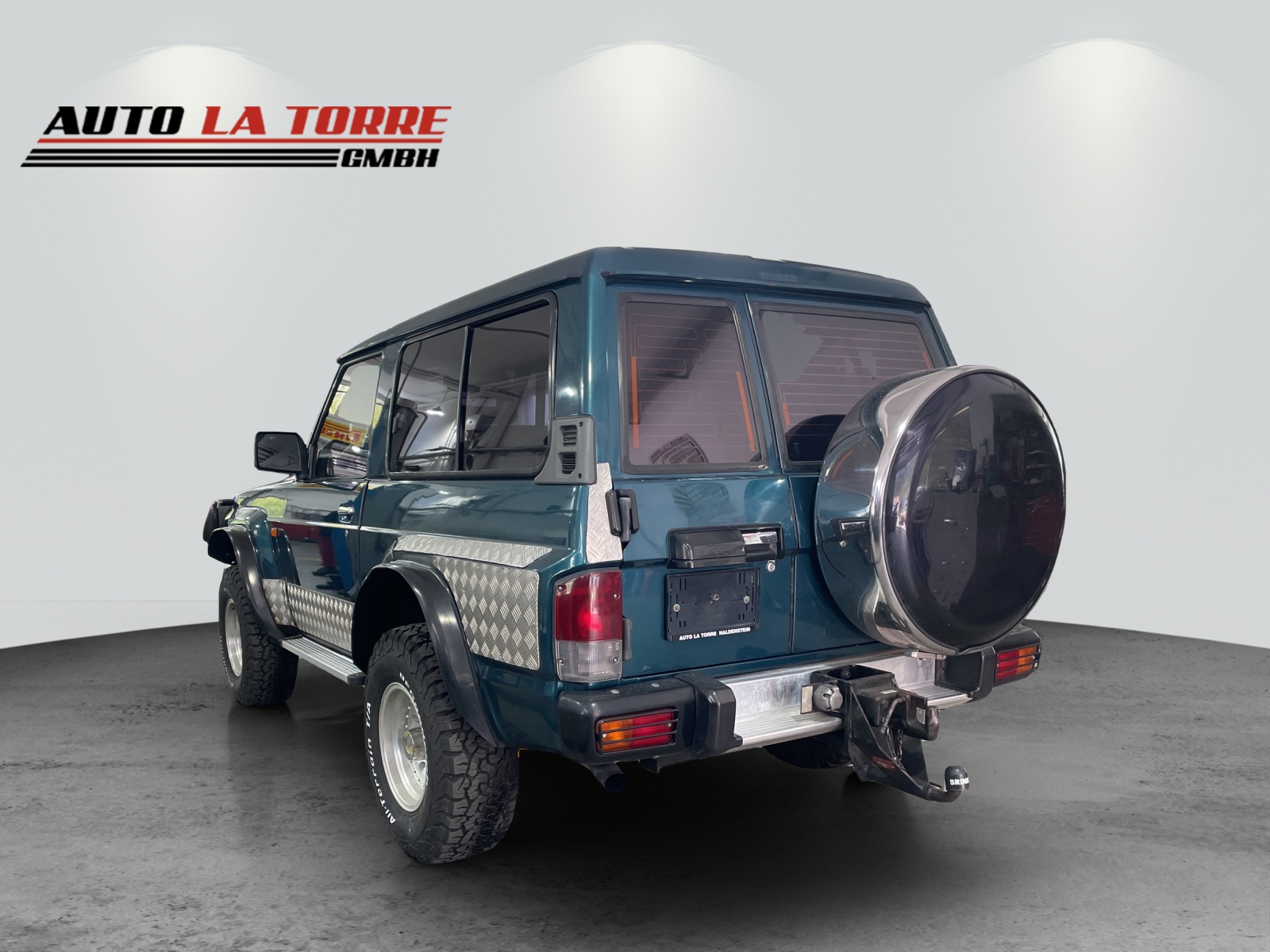NISSAN Patrol 2.8 D SLX Hardtop-image-1