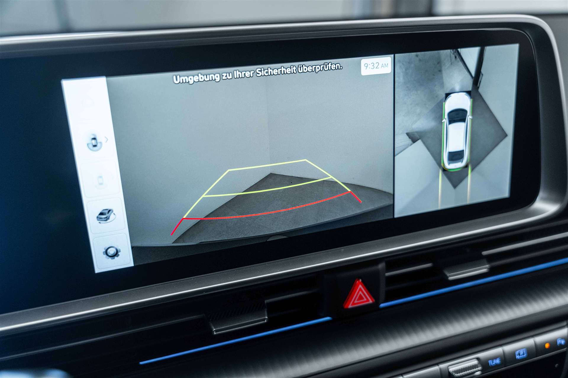 HYUNDAI Ioniq 6 77kWh Plus Line 325PS 4WD Automat-image-18