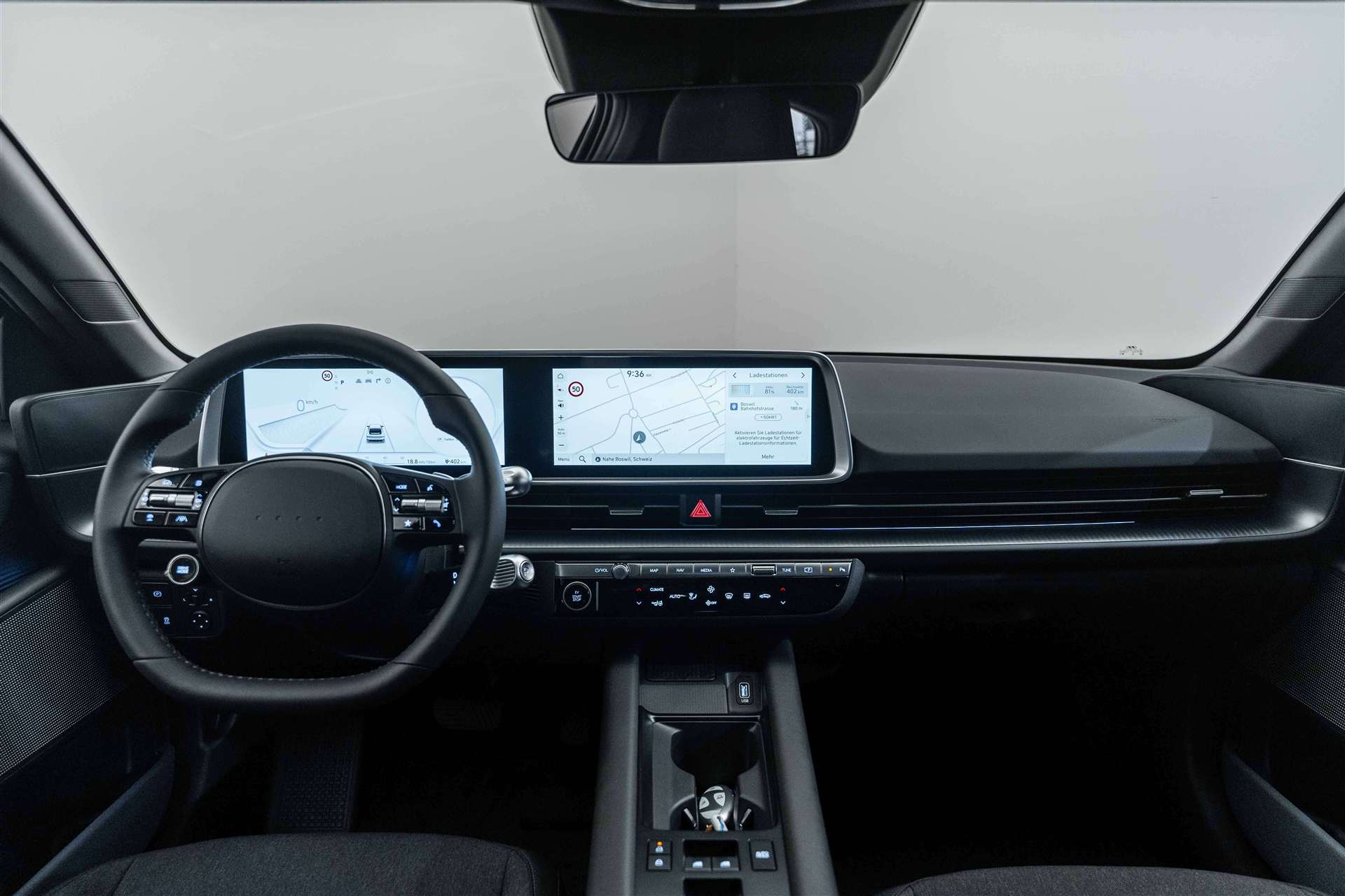 HYUNDAI Ioniq 6 77kWh Plus Line 325PS 4WD Automat-image-8