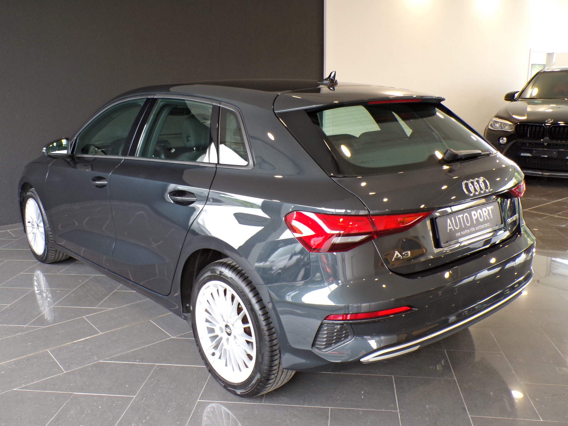 AUDI 30 TFSI-image-7