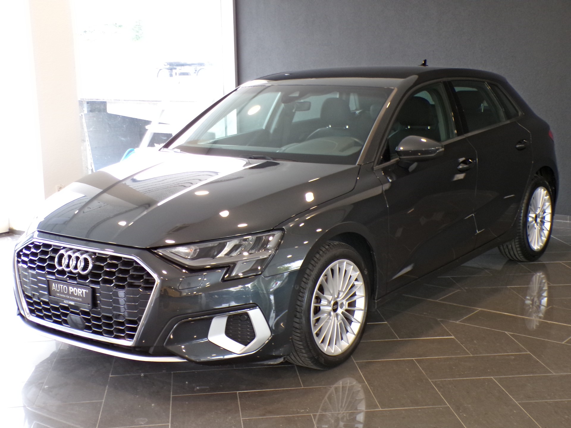 AUDI 30 TFSI-image-4