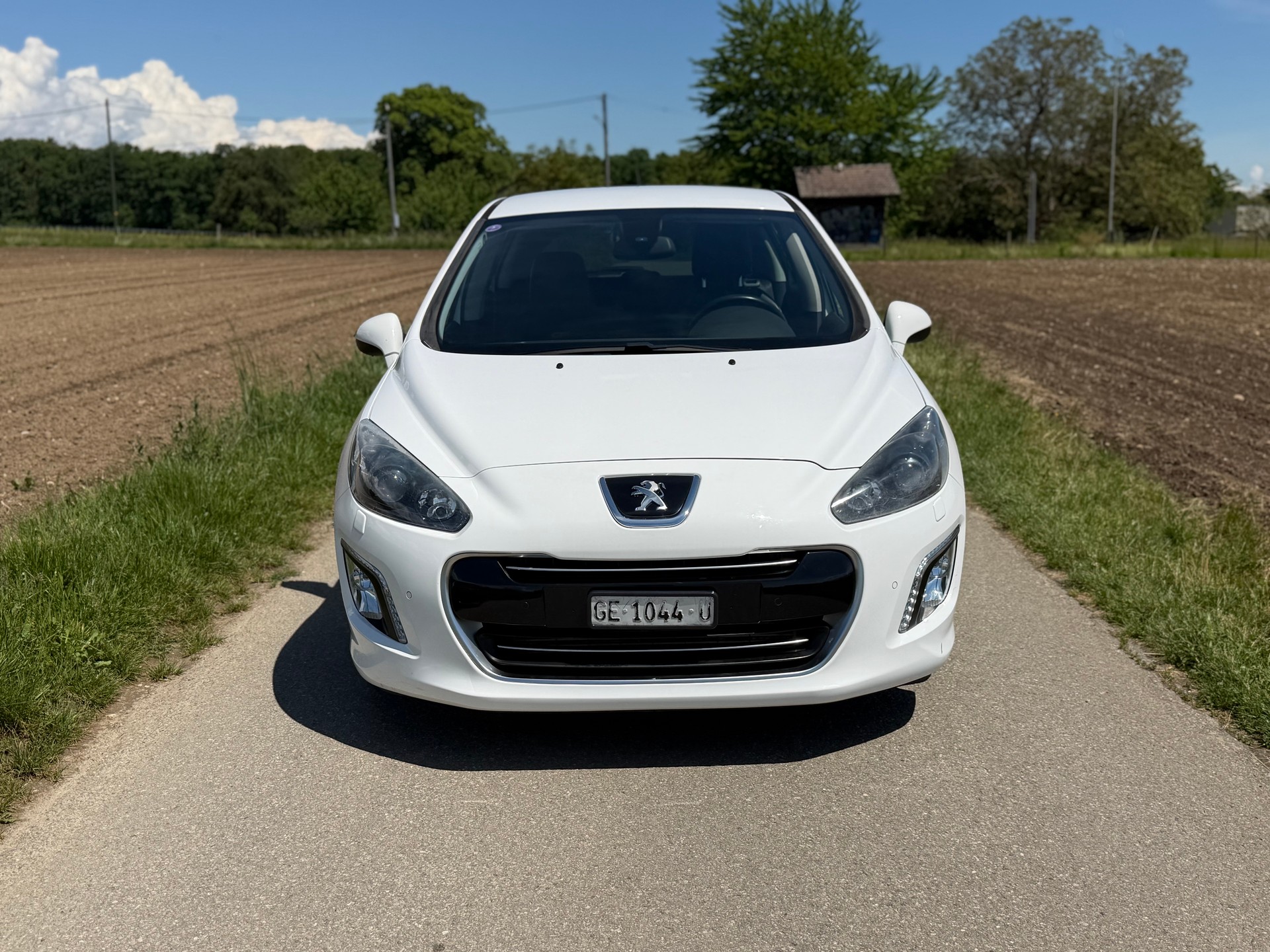 PEUGEOT 308 1.6 16V T GTi-image-2