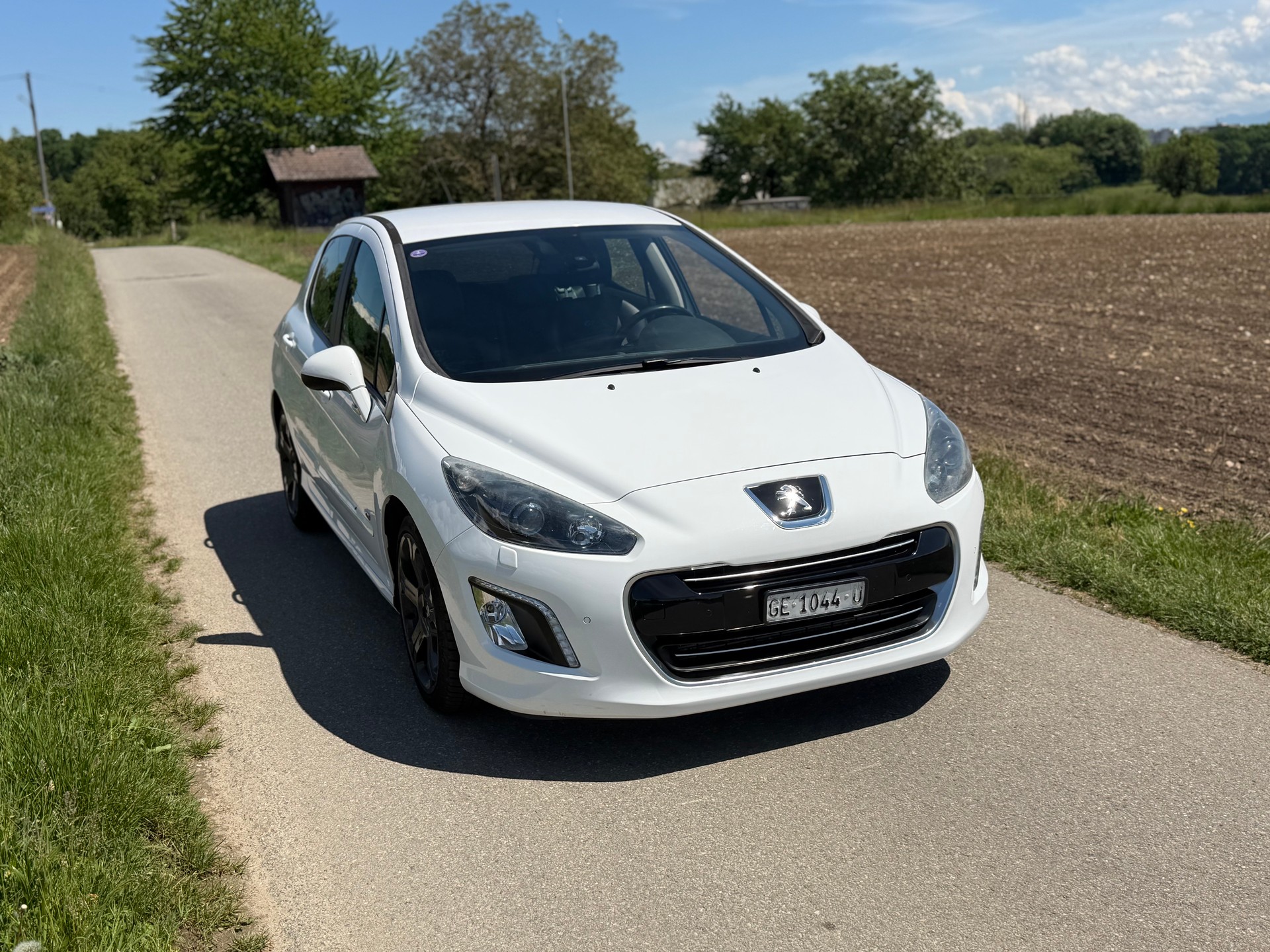 PEUGEOT 308 1.6 16V T GTi-image-3