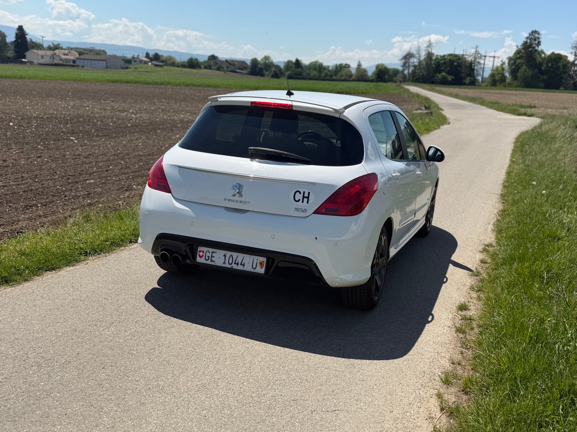 PEUGEOT 308 1.6 16V T GTi-image-8