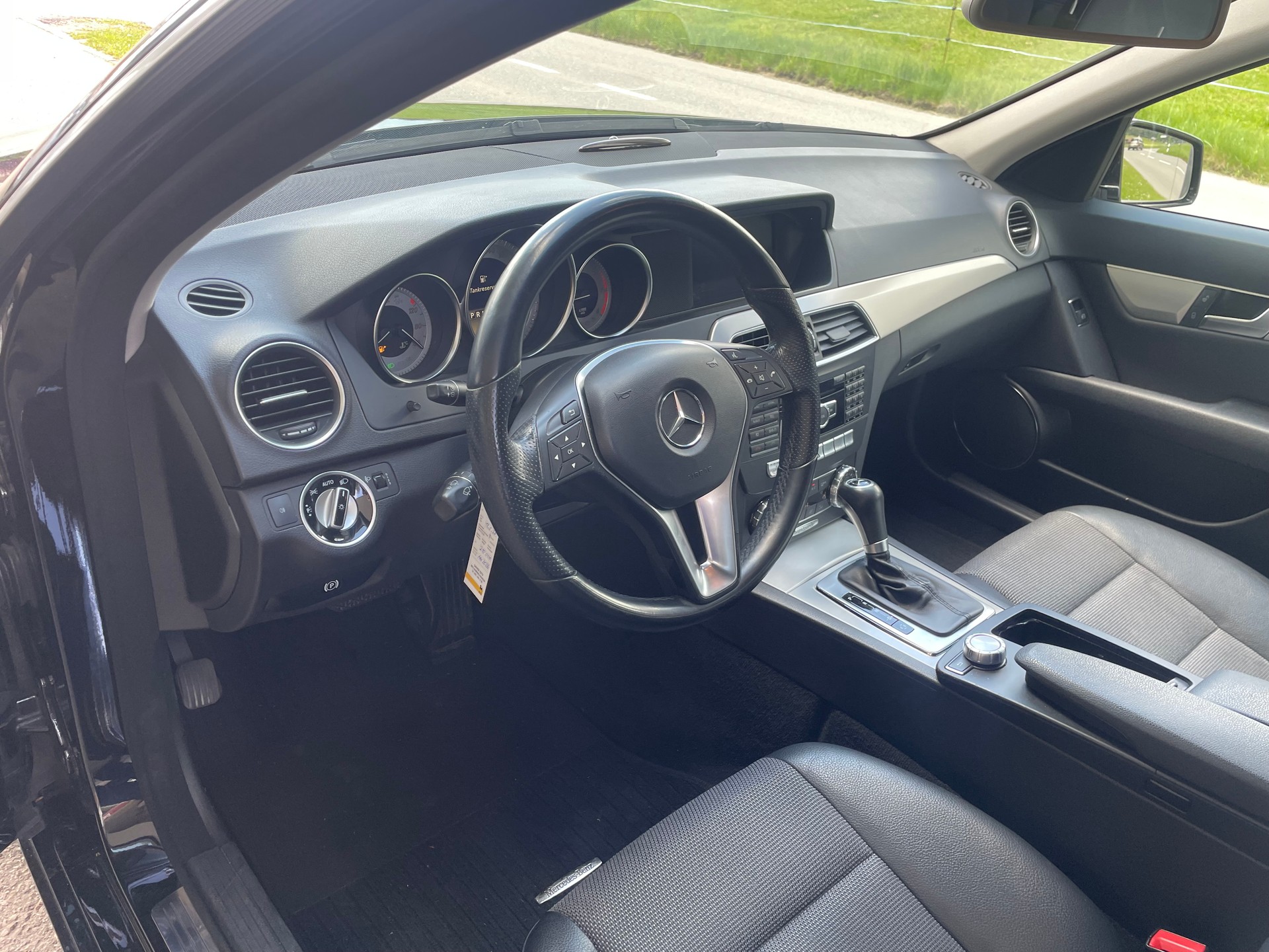 MERCEDES-BENZ C 180 CDI BlueEfficiency MyStar 7G-Tronic-image-4