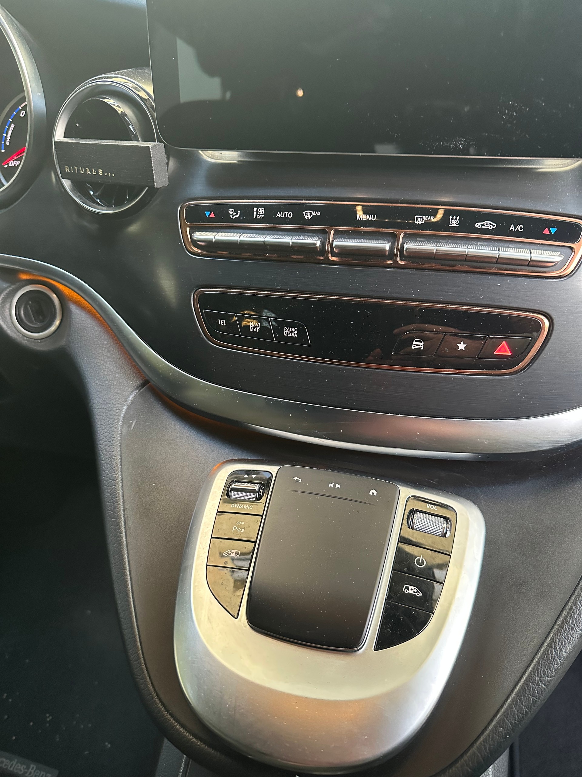 MERCEDES-BENZ EQV 300 lang Avantgarde Frisch MFK Voll Ausstattung 0782300020-image-12