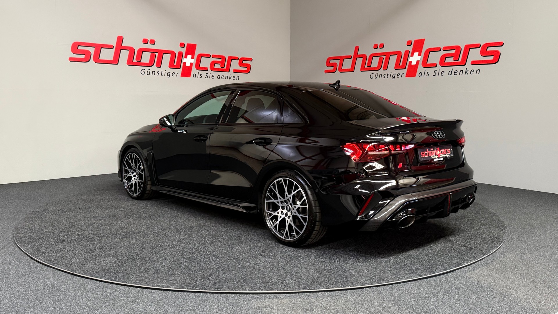 AUDI RS3 Limousine 2.5 TSI quattro S-tronic-image-6