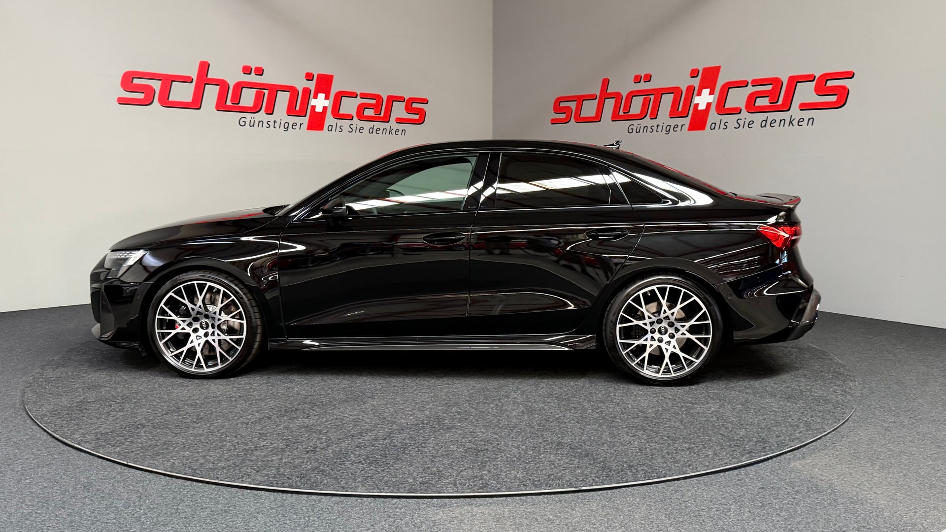 AUDI RS3 Limousine 2.5 TSI quattro S-tronic-image-5