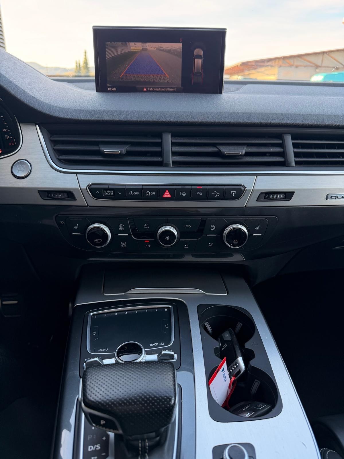 AUDI Q7 3.0 TDI quattro tiptronic S-Line-image-12