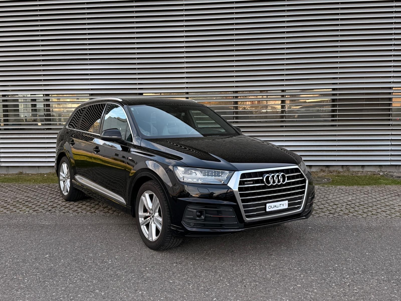 AUDI Q7 3.0 TDI quattro tiptronic S-Line
