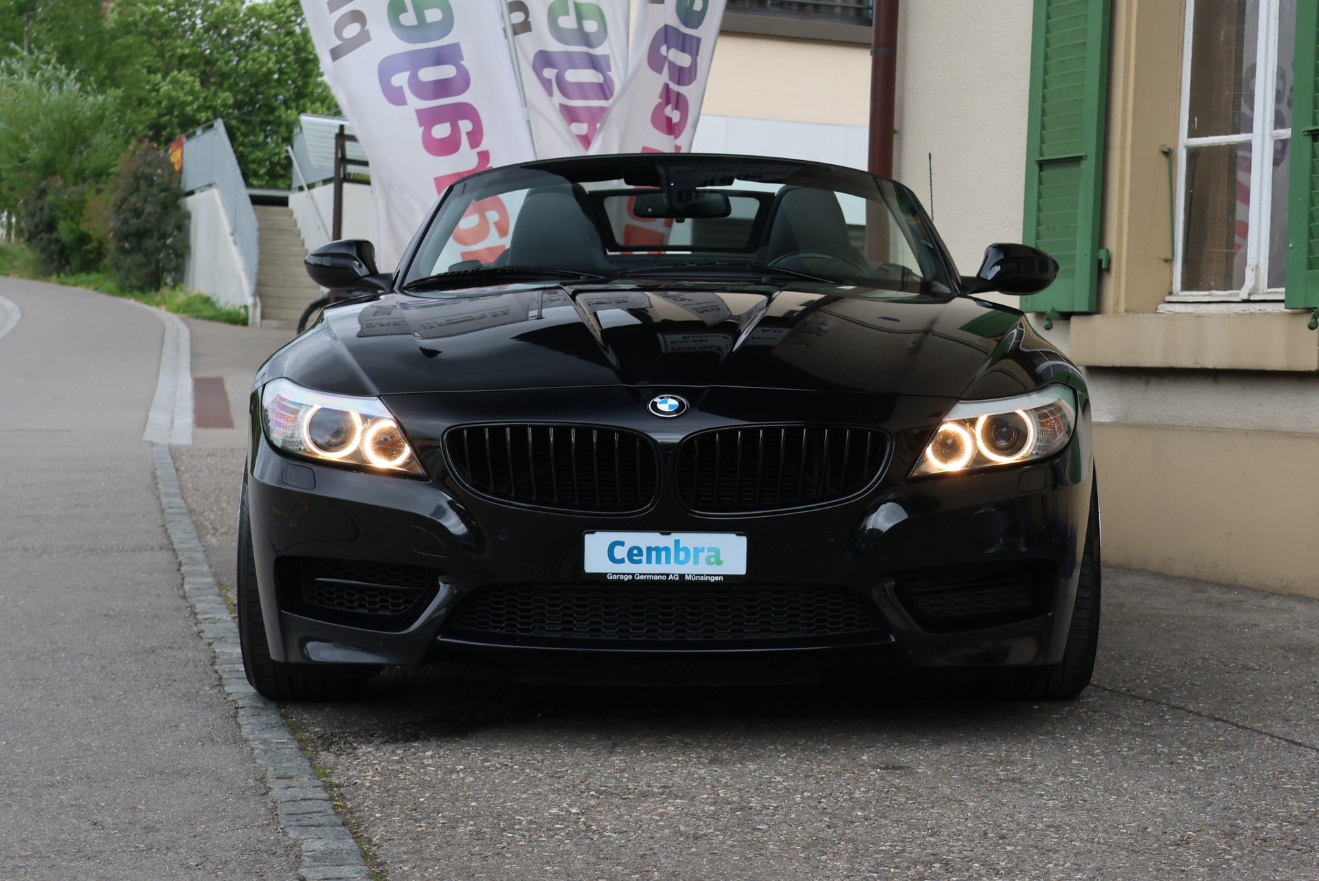 BMW Z4 sDrive35is DKG (CH)-showroom-element-1