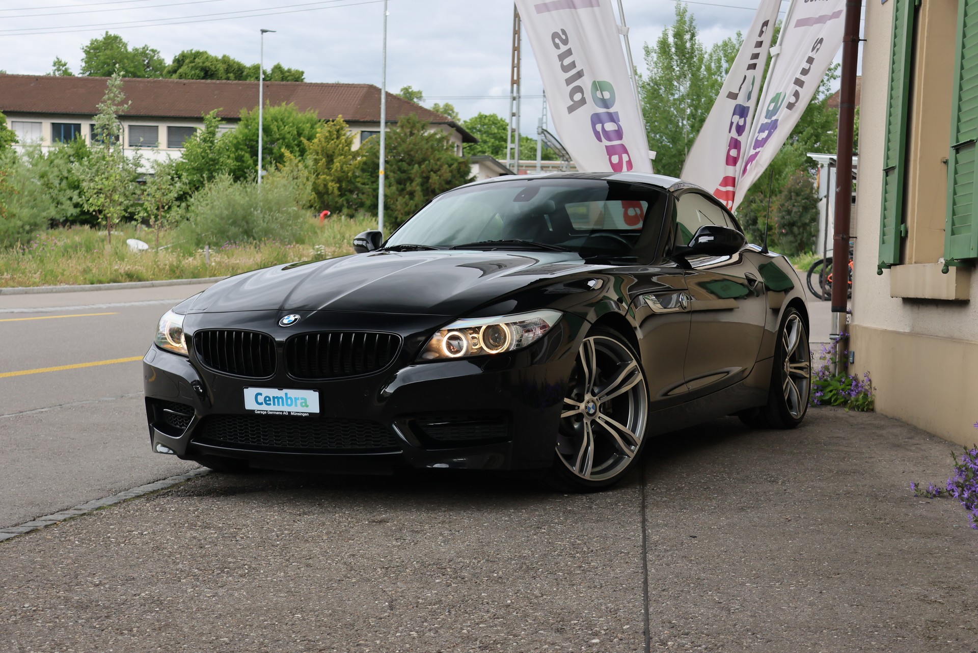 BMW Z4 sDrive35is DKG (CH)-showroom-element-3