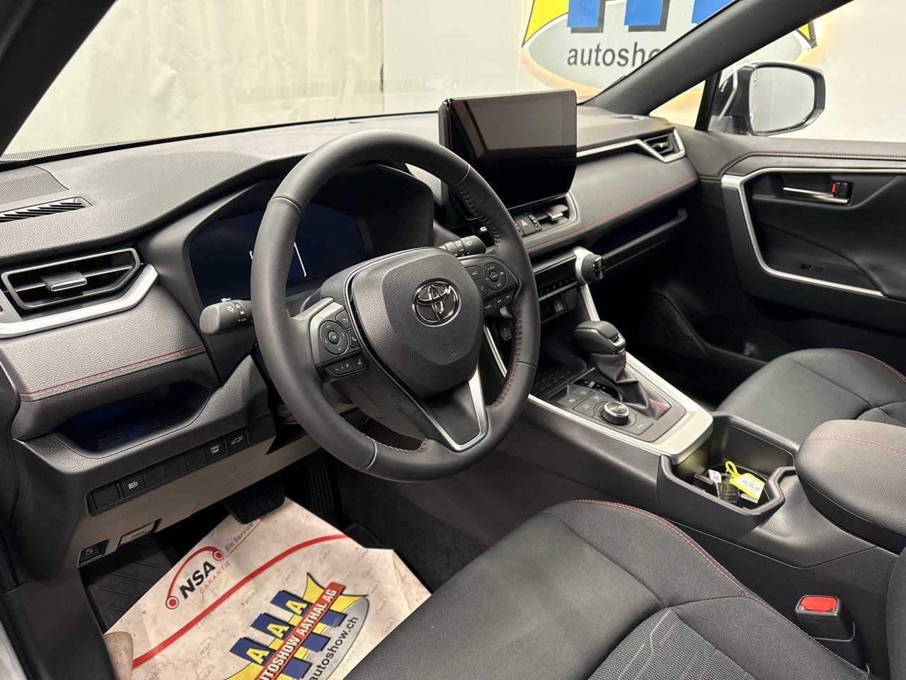 TOYOTA RAV-4 2.5 PHEV Advance e-CVT 4WD 300HP-showroom-element-2