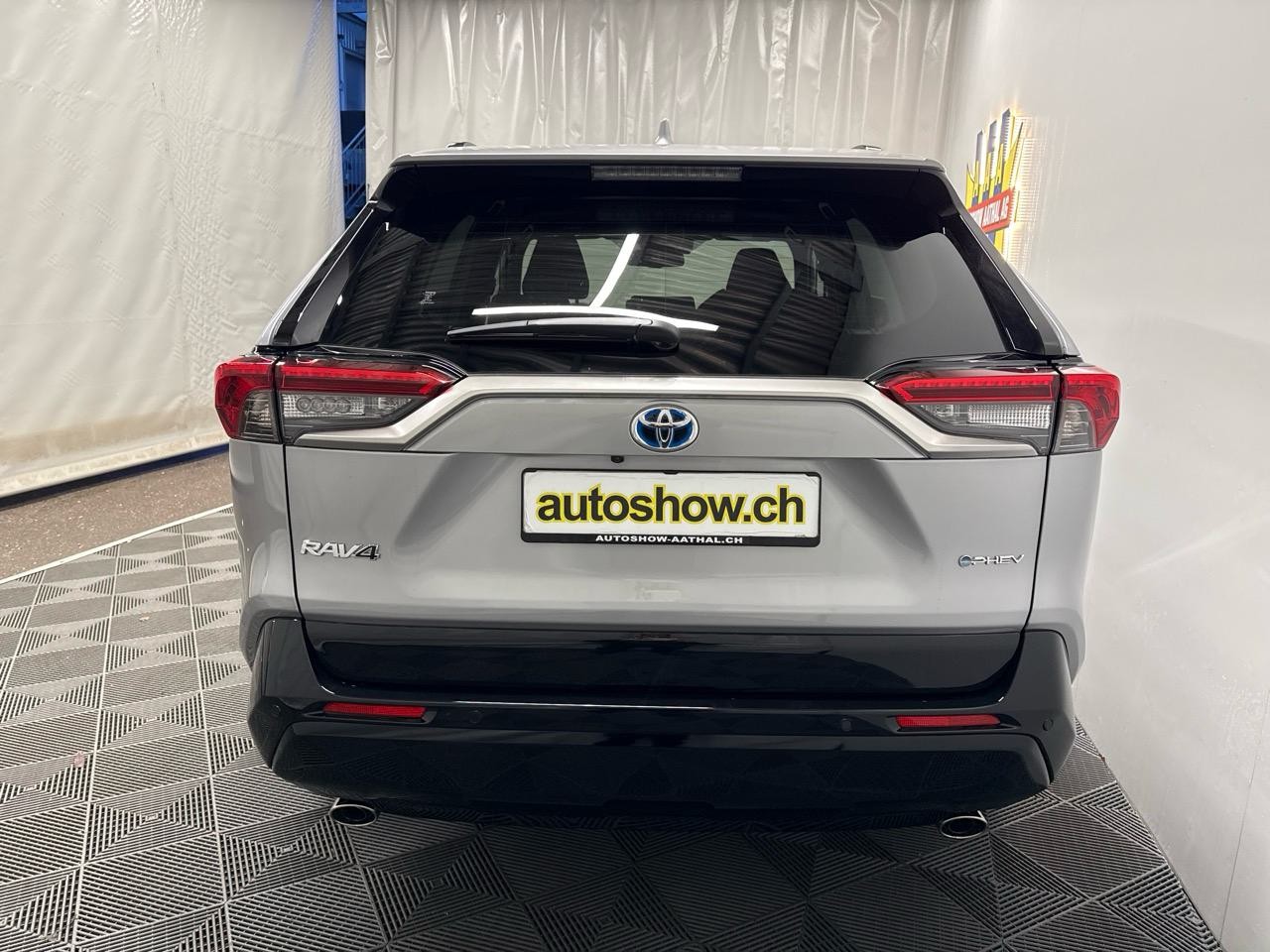 TOYOTA RAV-4 2.5 PHEV Advance e-CVT 4WD 300HP-image-11
