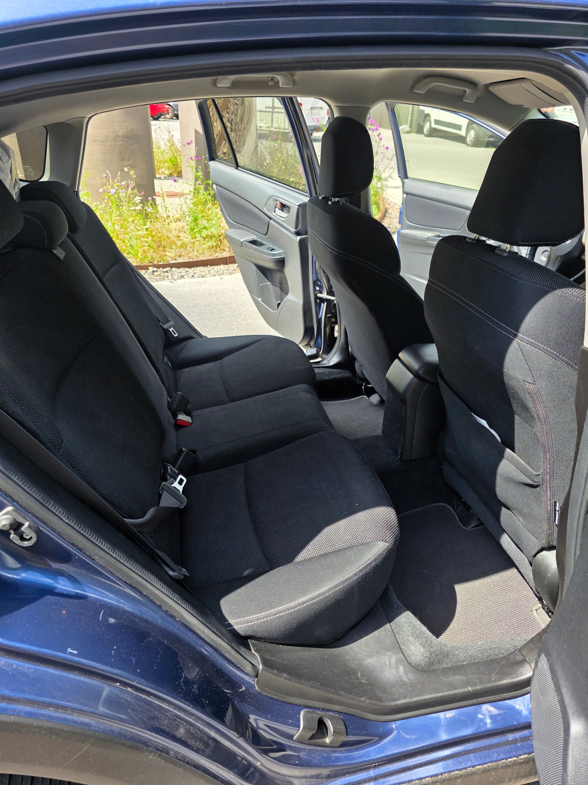SUBARU XV 2.0 Swiss Two AWD CVT-image-11