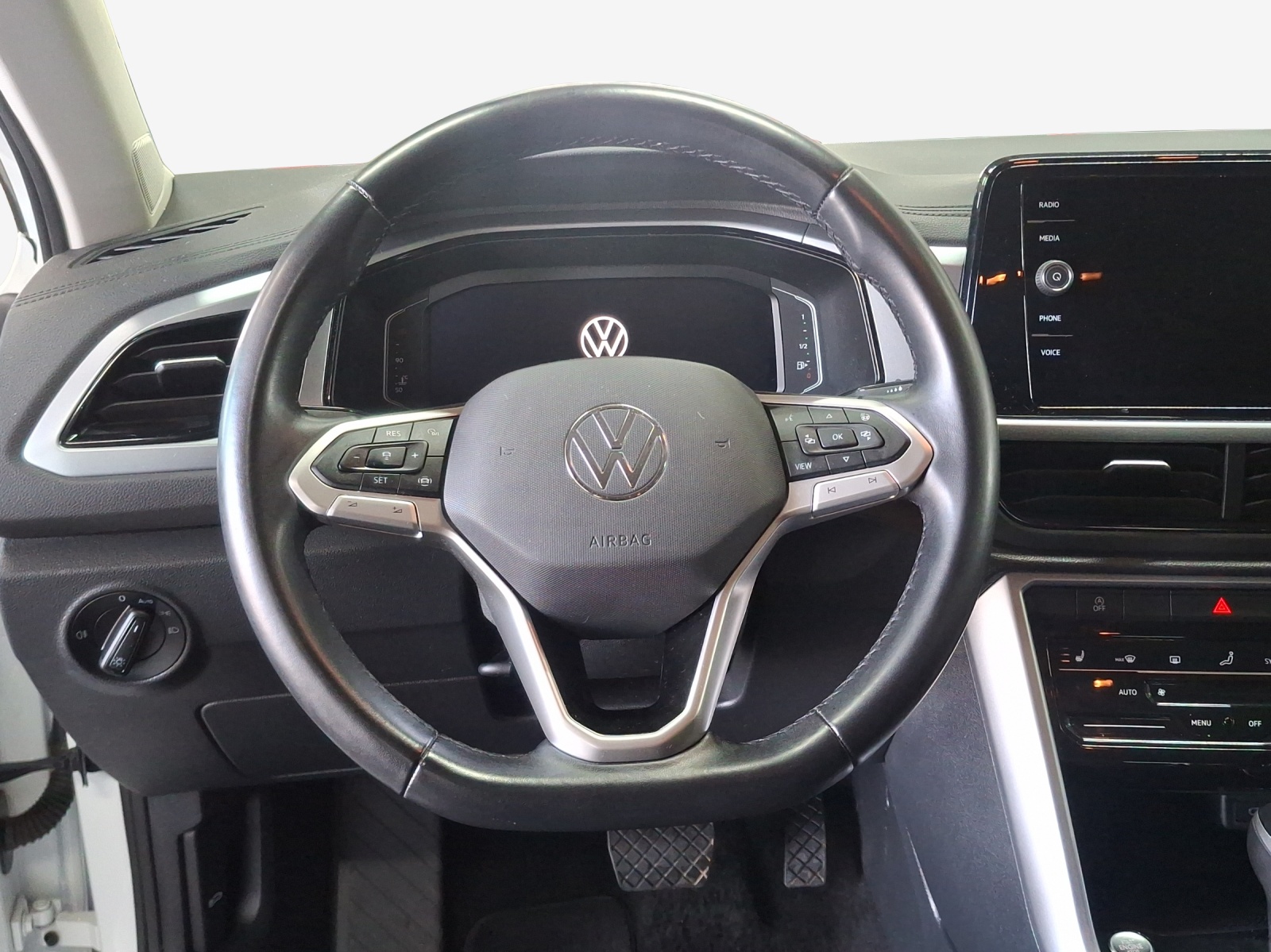 VW T-Roc 1.5 TSI EVO Life DSG-image-9