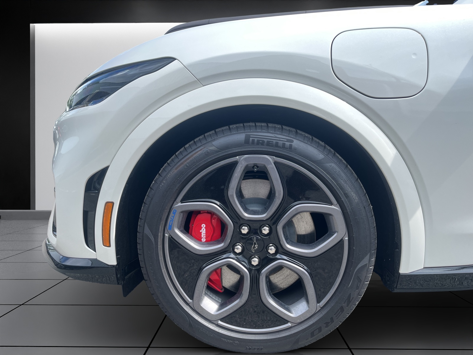 FORD Mustang MACH-E GT AWD 91 kWh-image-6