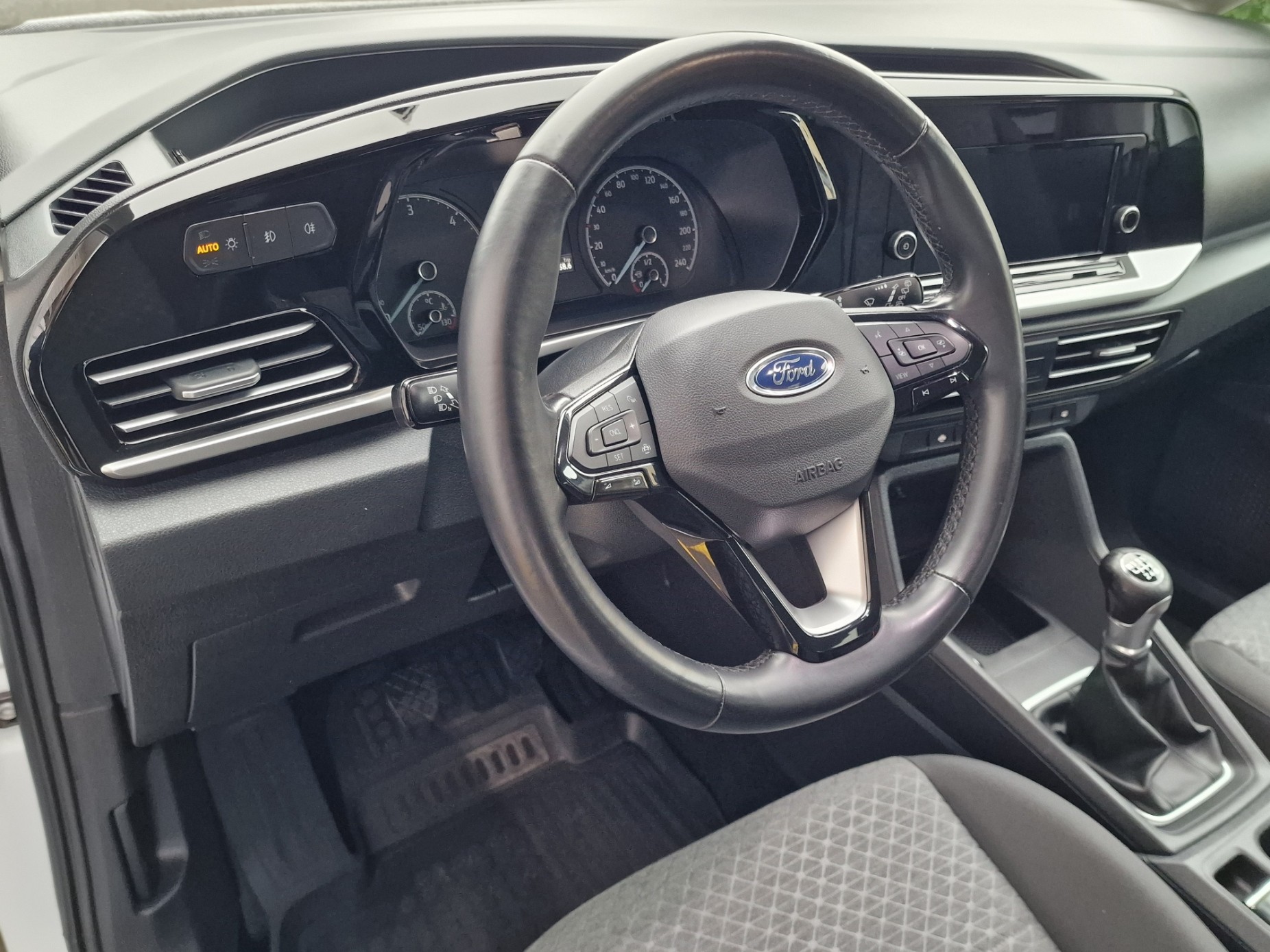 FORD Grand Tourneo Connect 2.0 EcoBlue Active-image-7