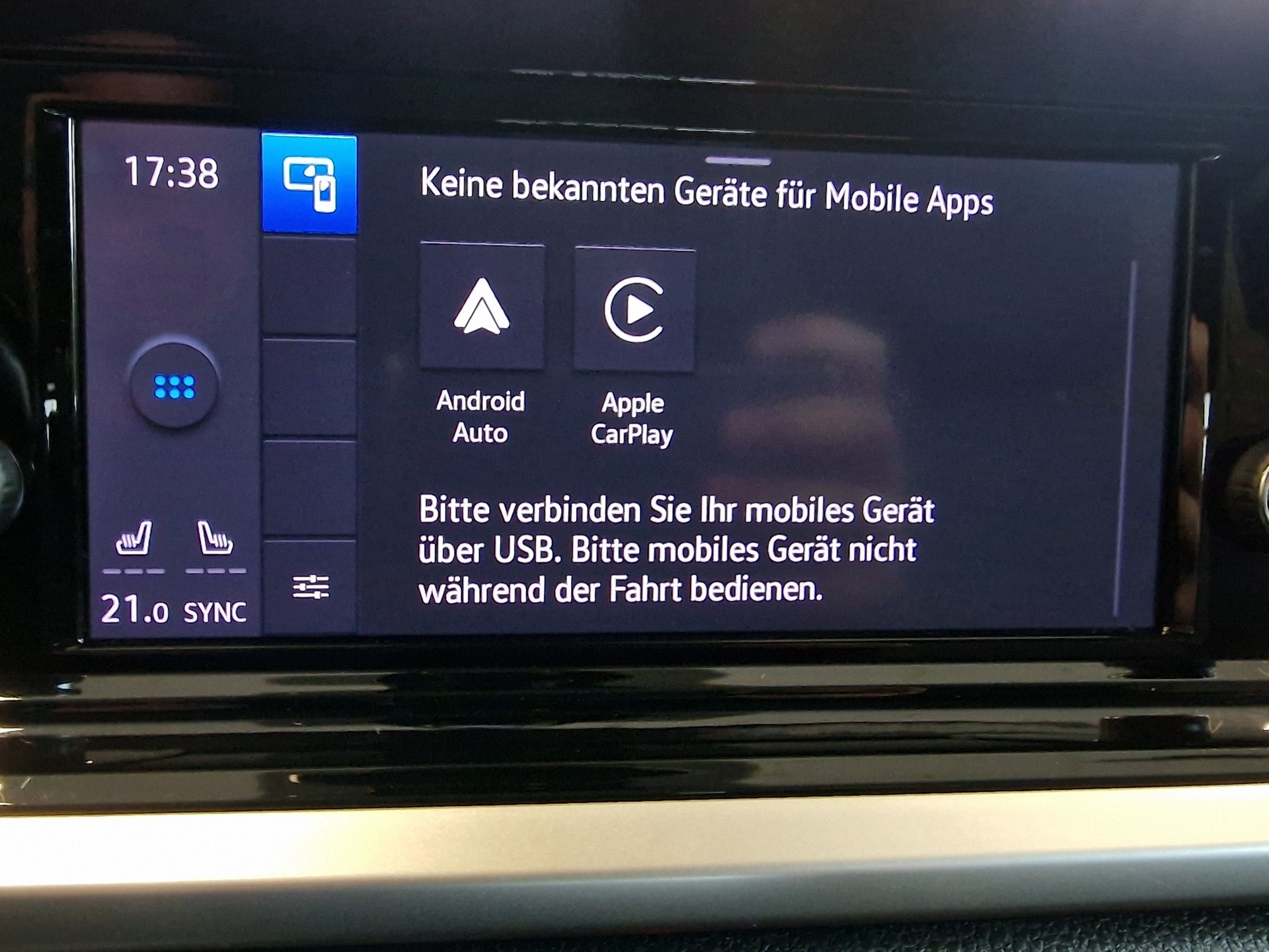 FORD Grand Tourneo Connect 2.0 EcoBlue Active-image-11