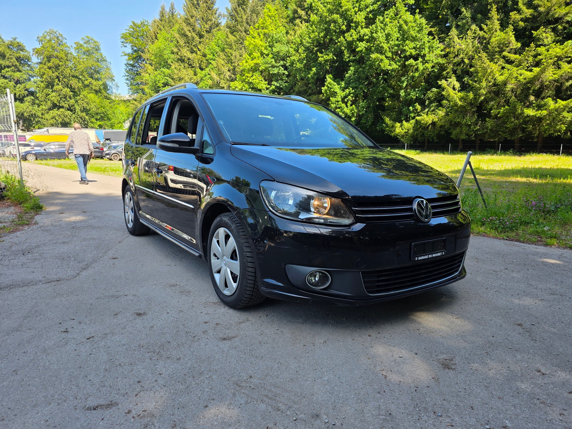 VW Touran 1.4 TSI Highline. 7 Plätze-image-1