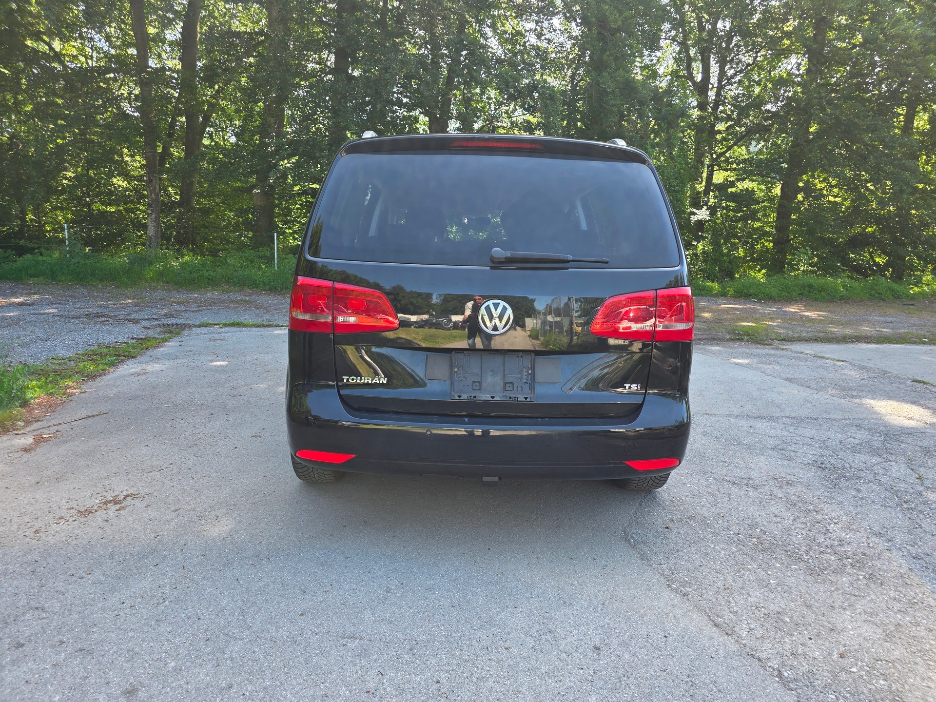 VW Touran 1.4 TSI Highline. 7 Plätze-image-6