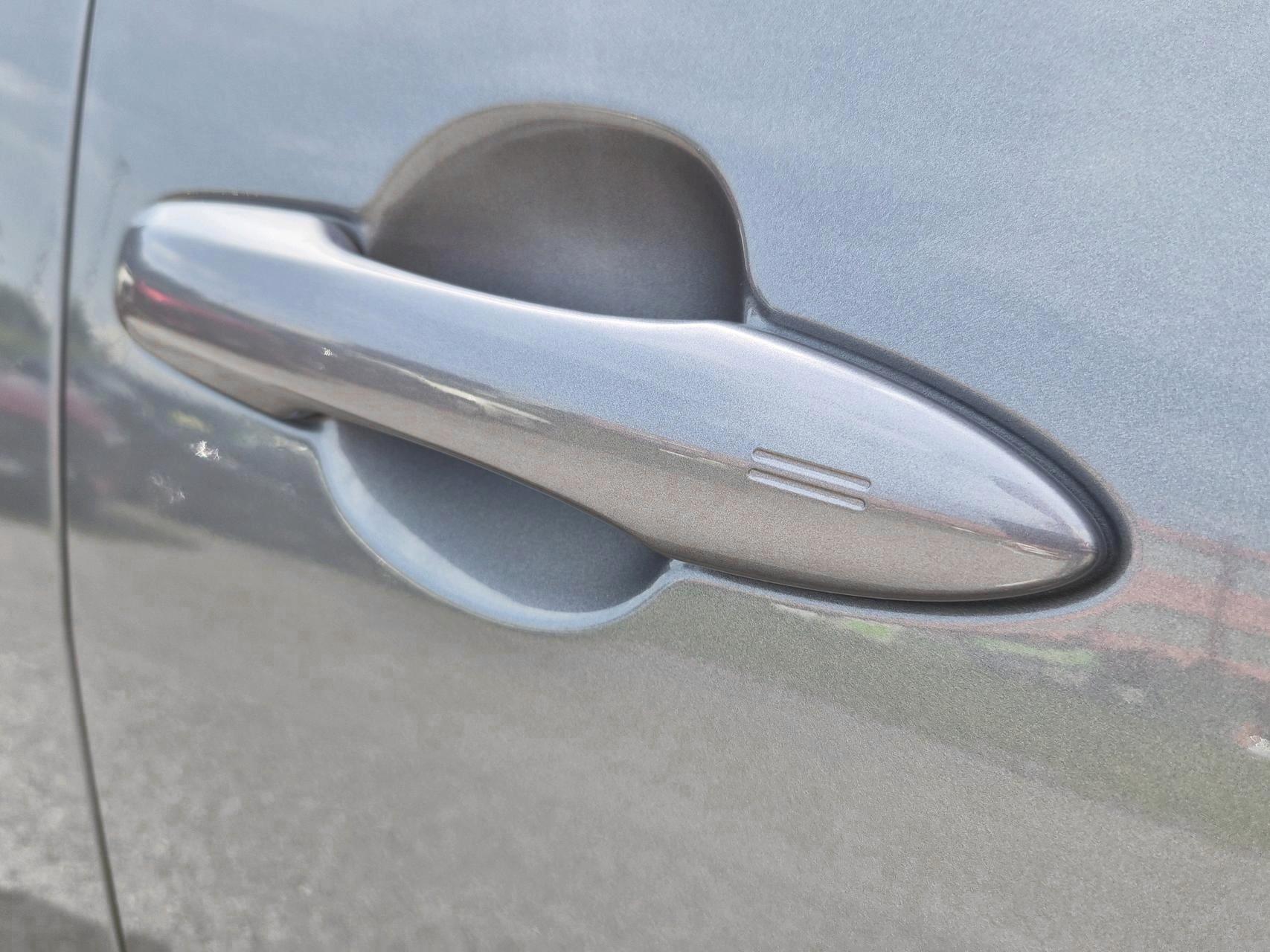 MAZDA 2 Hybrid Exclusive-line-image-17
