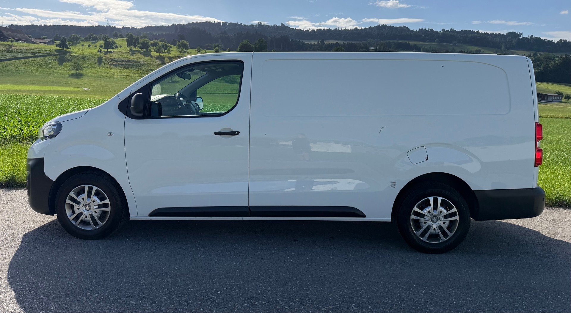 PEUGEOT Expert 2.0 BlueHDi 120 S&S Premium Long EAT8-image-2