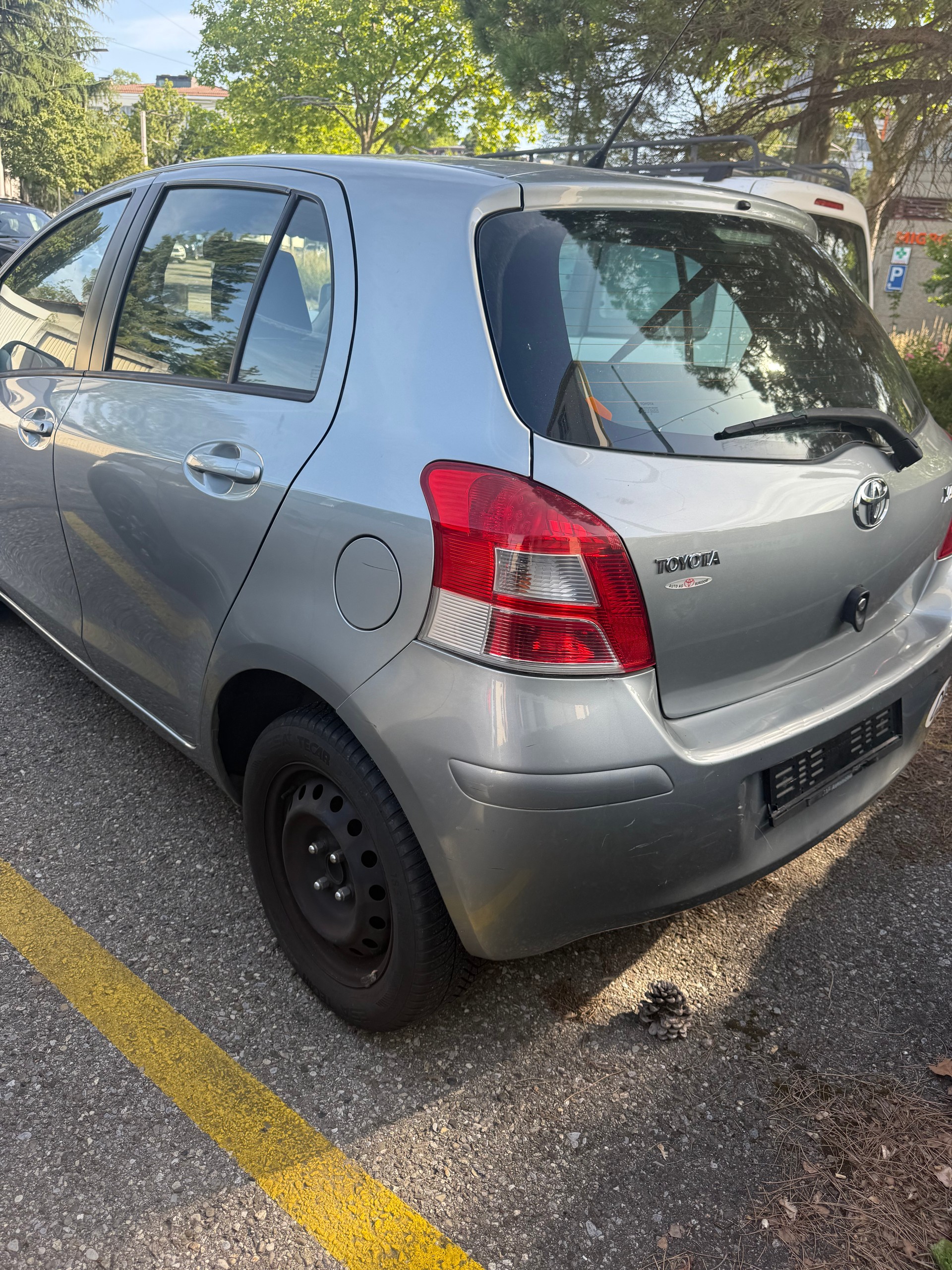 TOYOTA Yaris 1.33 Linea Sol-showroom-element-1